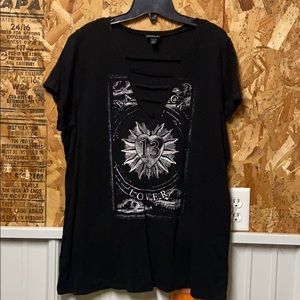 Plus size Torrid graphic Tee Sz 1